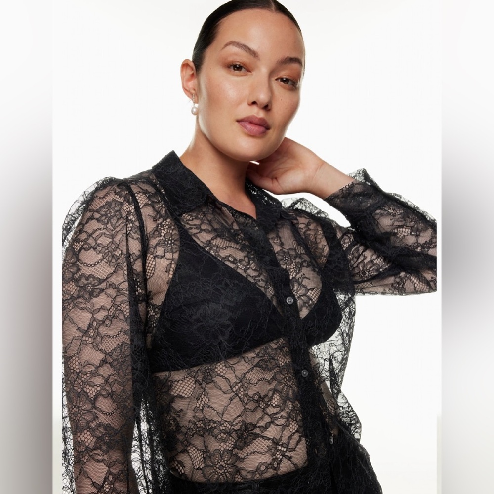 WILFRED Fleur Blouse
Lace sheer button-up blouse - Picture 4 of 8